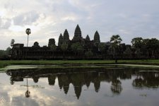 1065AngkorWatReflectionAtSunrise.jpg 1065AngkorWatReflectionAtSunrise.jpg