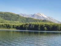 A11MountainLoomingOverIcewaterLakeP8110130.jpg