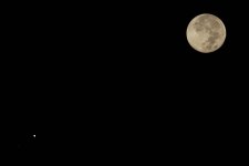 Moon and Jupiter.jpg Moon and Jupiter.jpg