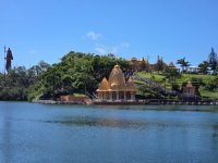 Grand Bassin Temples.jpg