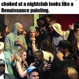 this-picture-of-justin-bieber-getting-choked-at-a-nightclub-looks-like-a-renaissance-painting.jpg